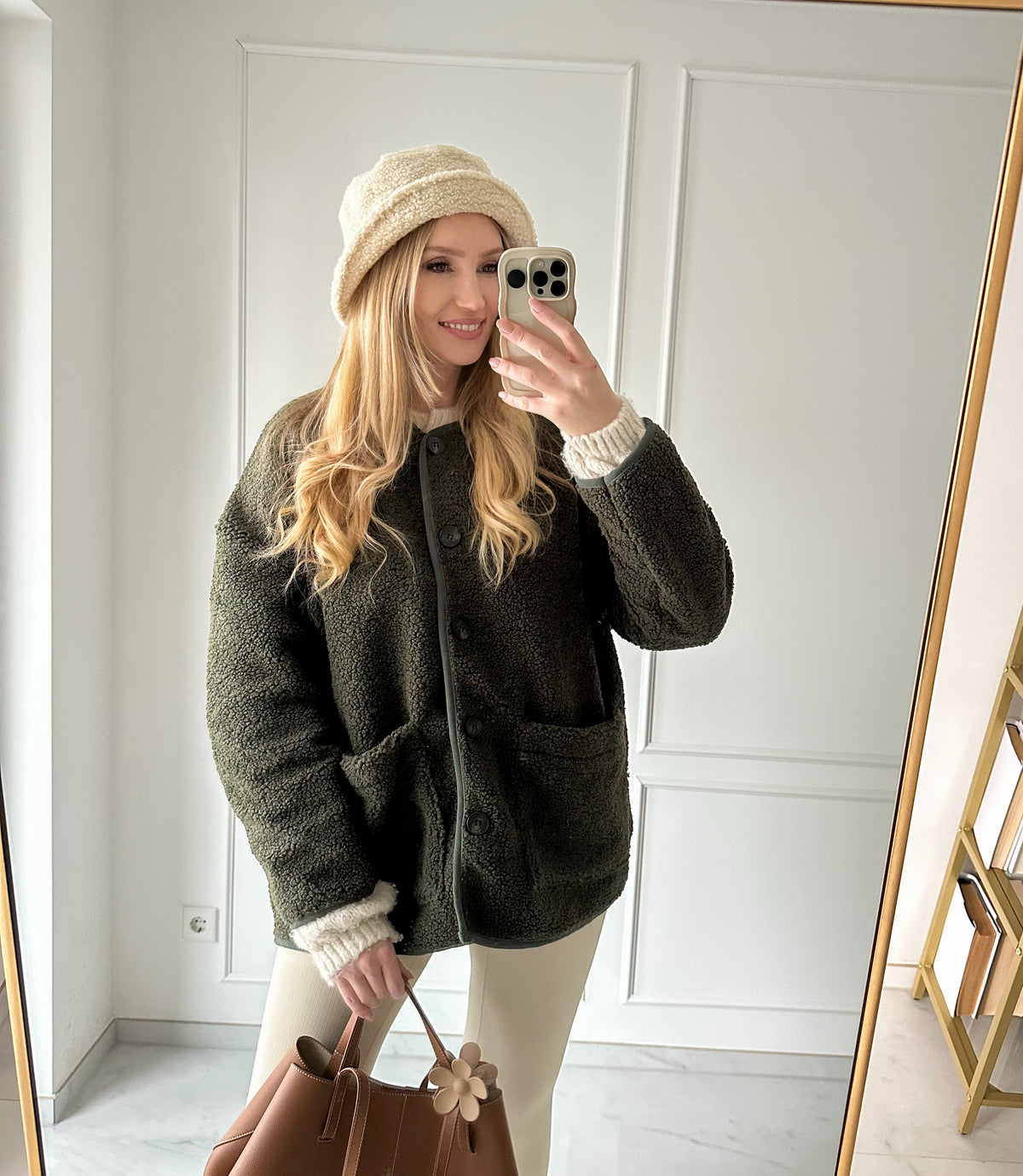 Teddy Jacke Khaki – Oversized Fit