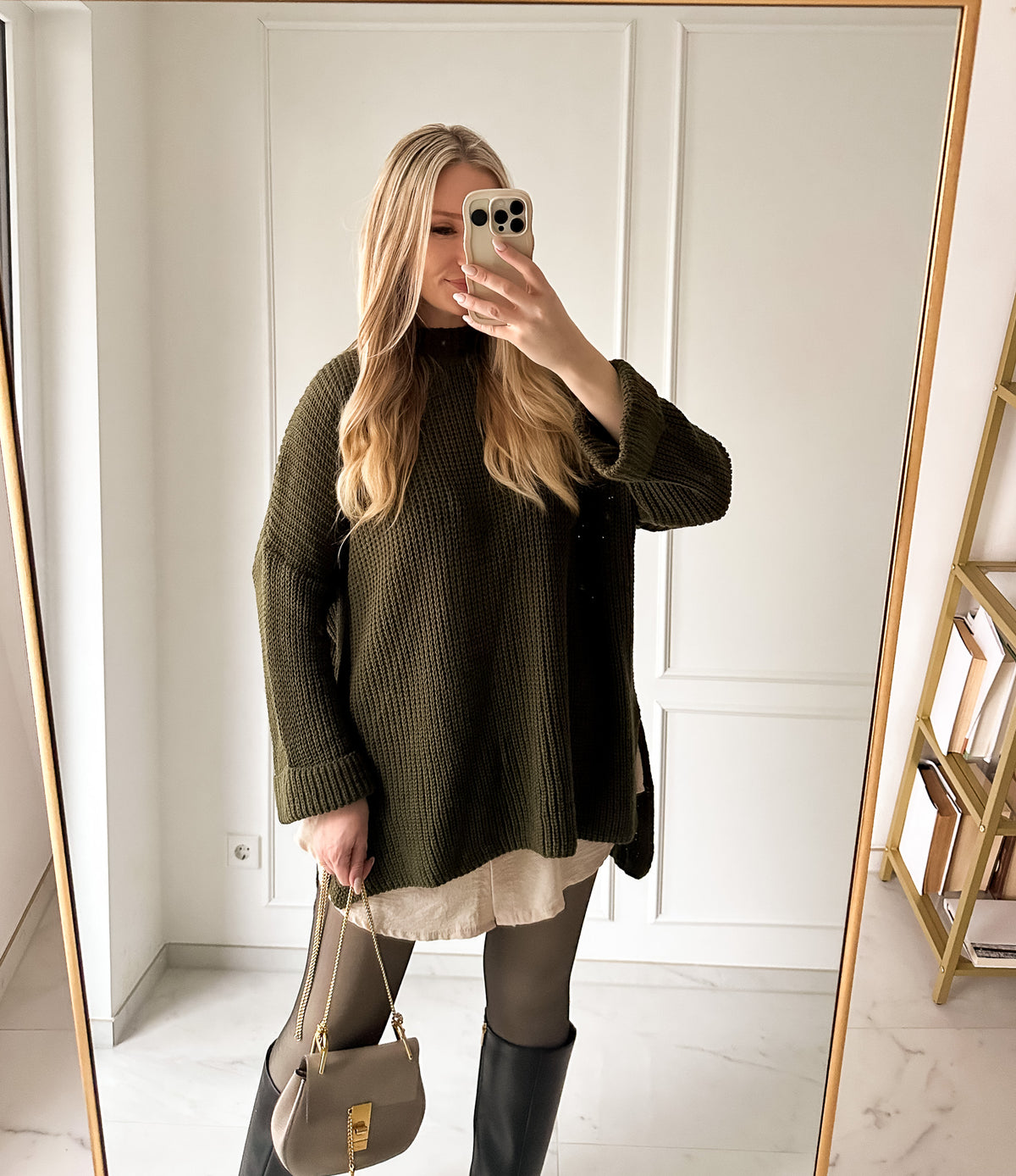 Long Pullover mit Schlitz – Khaki